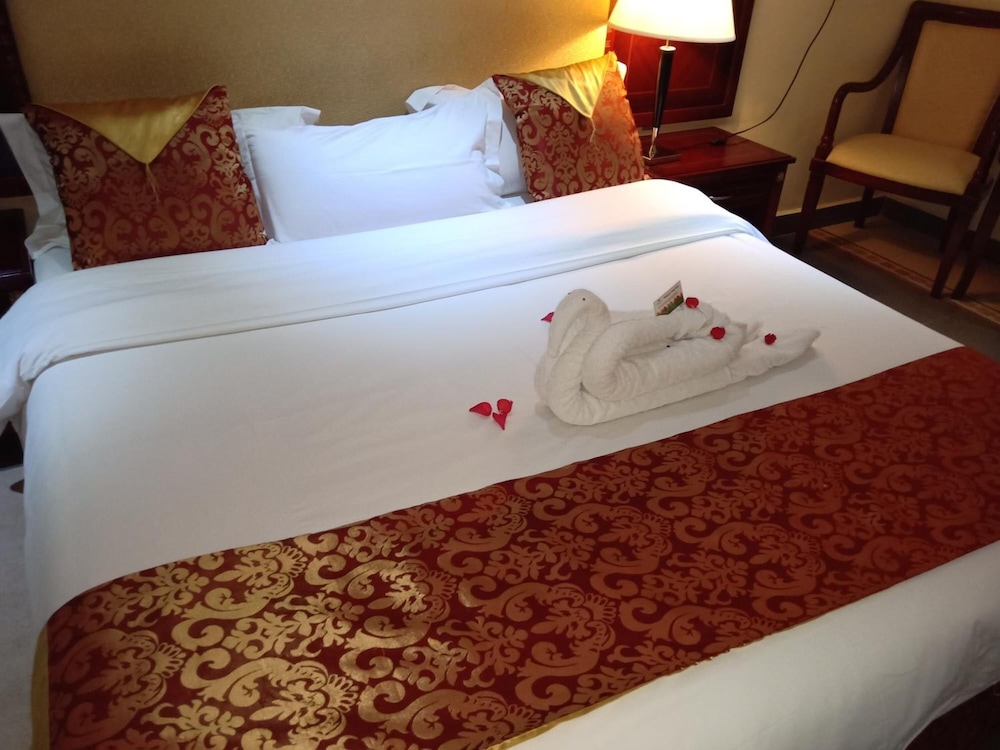 Deluxe Room - Photo 2
