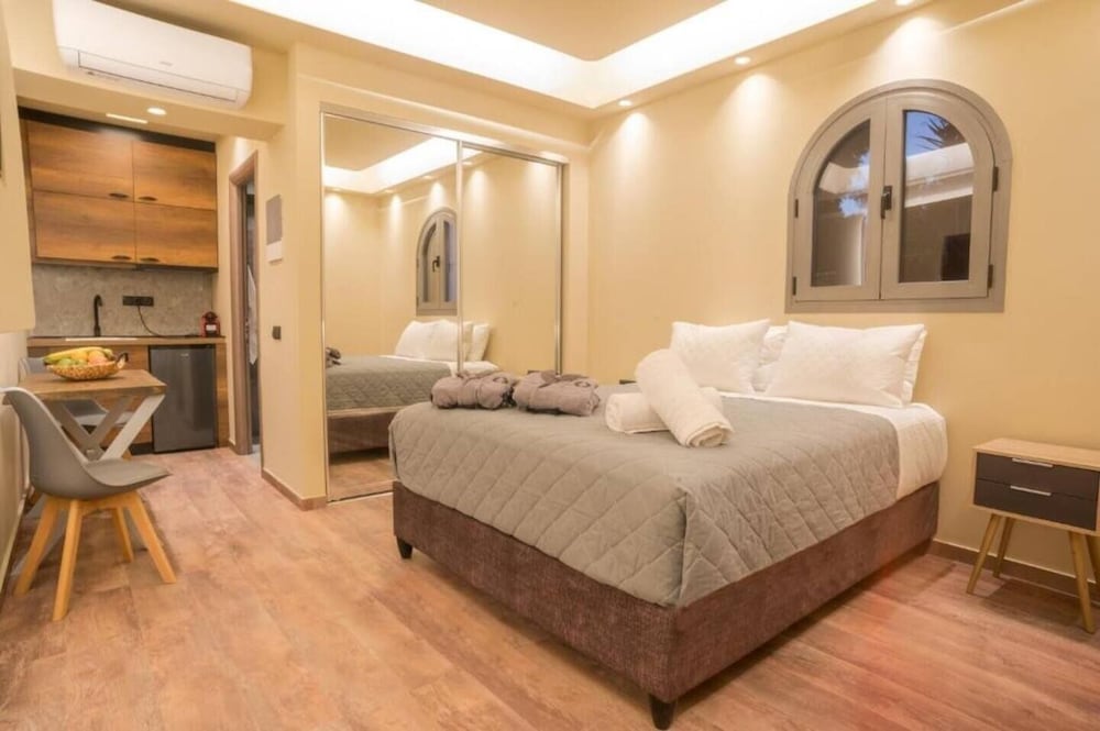 Comfort Studio, Patio, Garden View