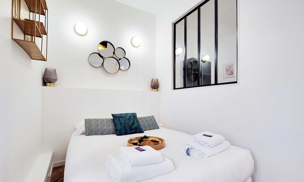 Apartment photo 1