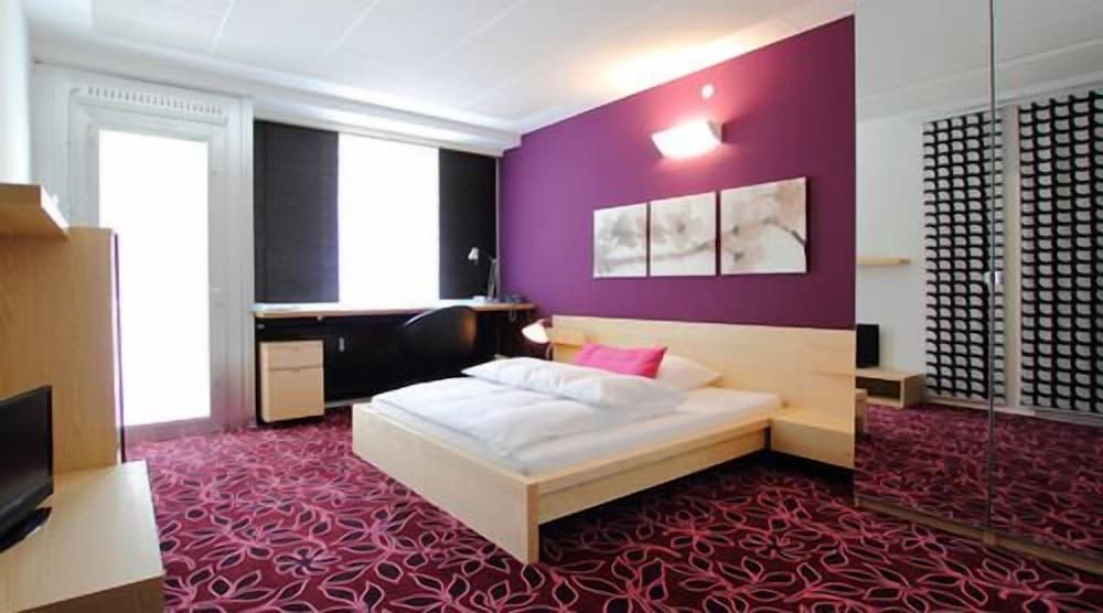 Basic Single Room, Non Smoking photo 1