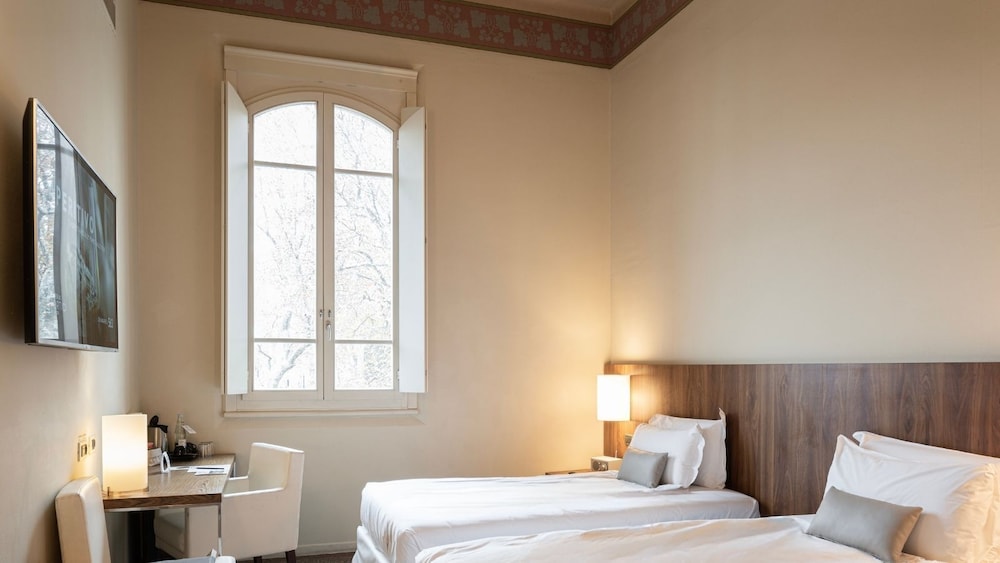 Superior Twin Room - Photo 1