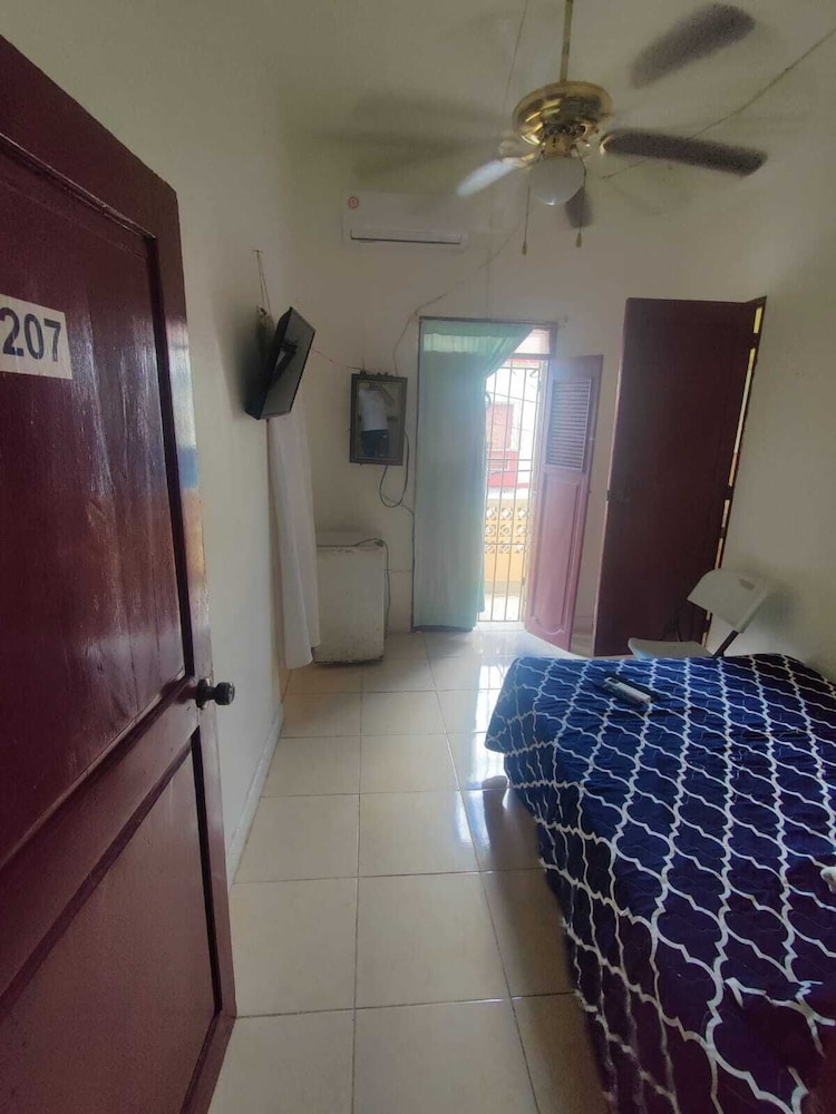 Economy Single Room