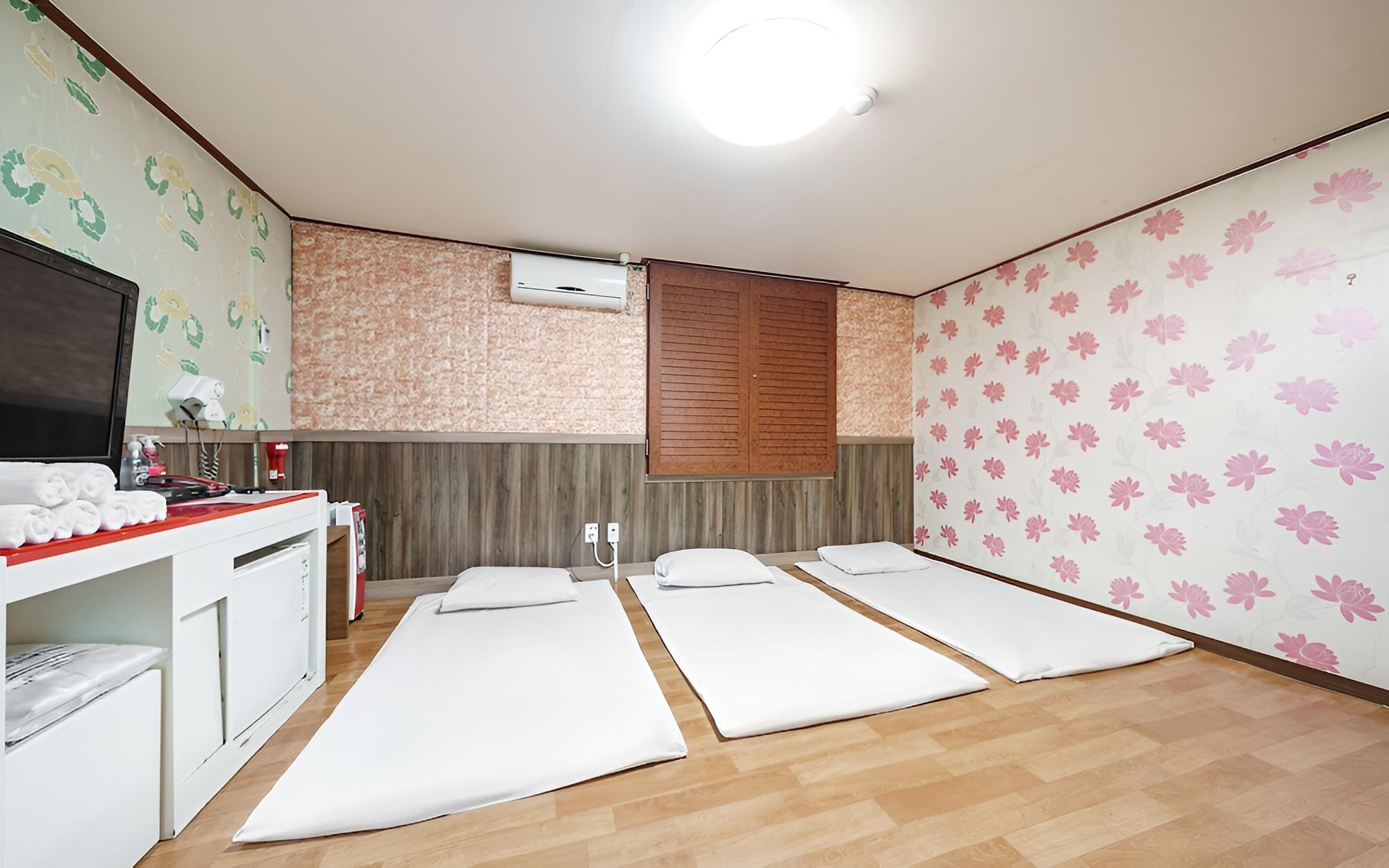 Room (Ondol (Deluxe)) photo 2