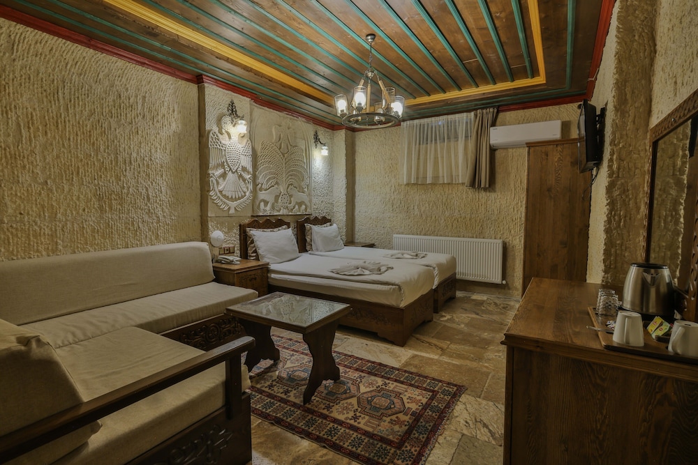 Deluxe Double or Twin Room photo 2