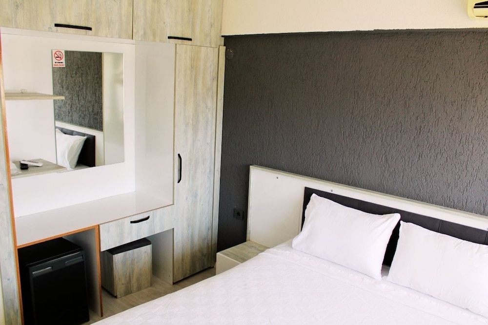 Standard Double Room, Balcony, City View photo 1