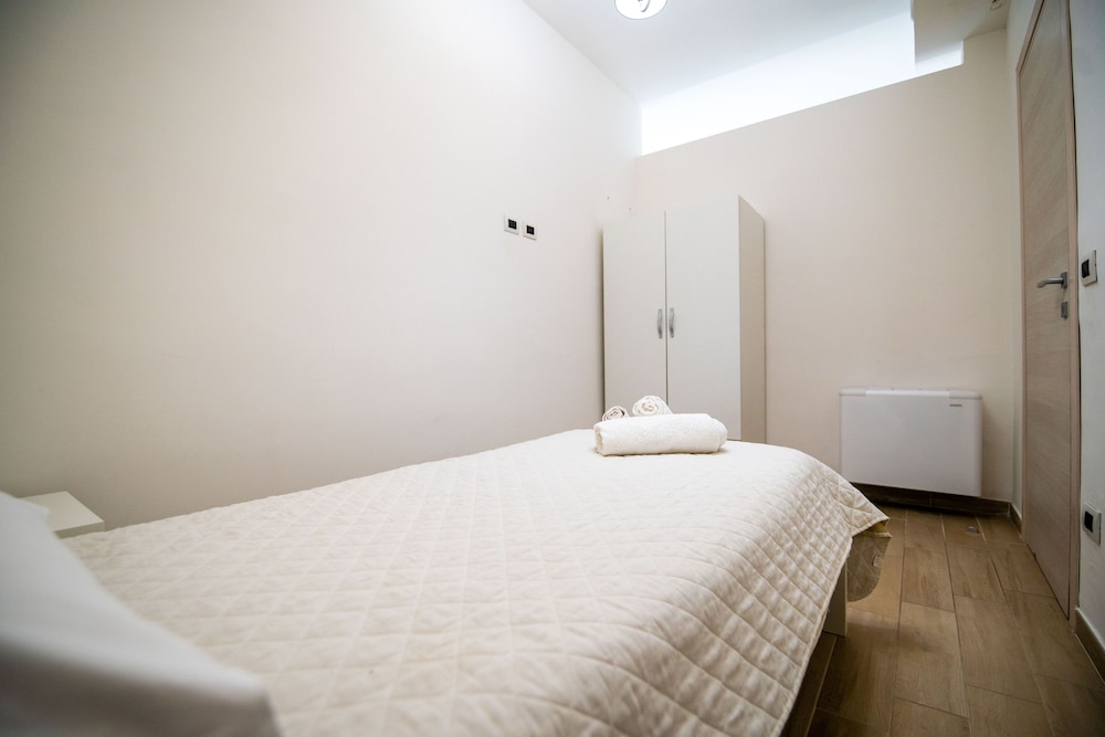 Deluxe Apartment - Photo 29