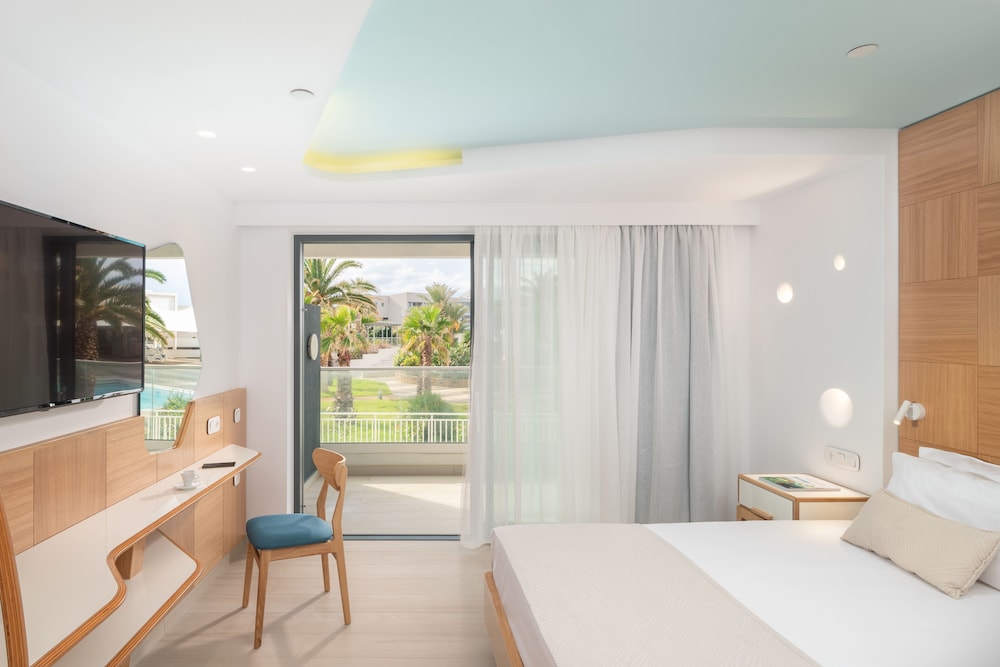 Family Quadruple Room, Garden View