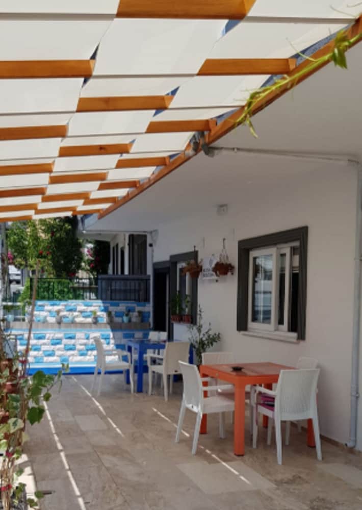 Room, 2 Bedrooms, Accessible, Balcony photo 3