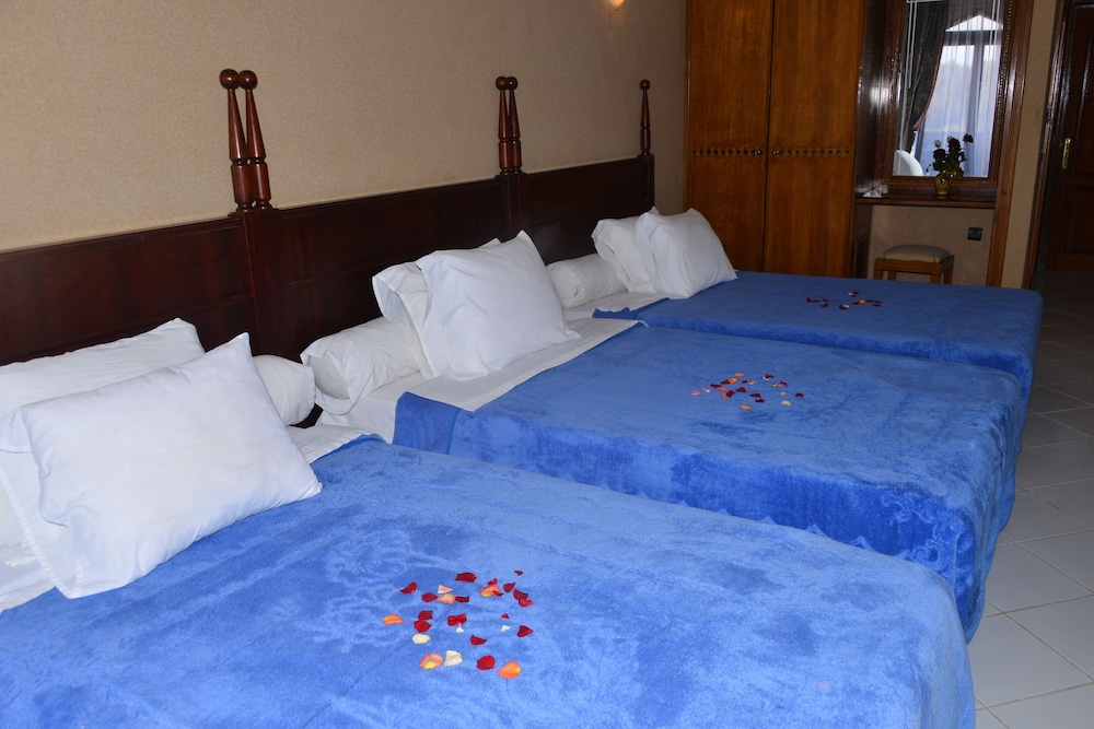 Standard Triple Room photo 2