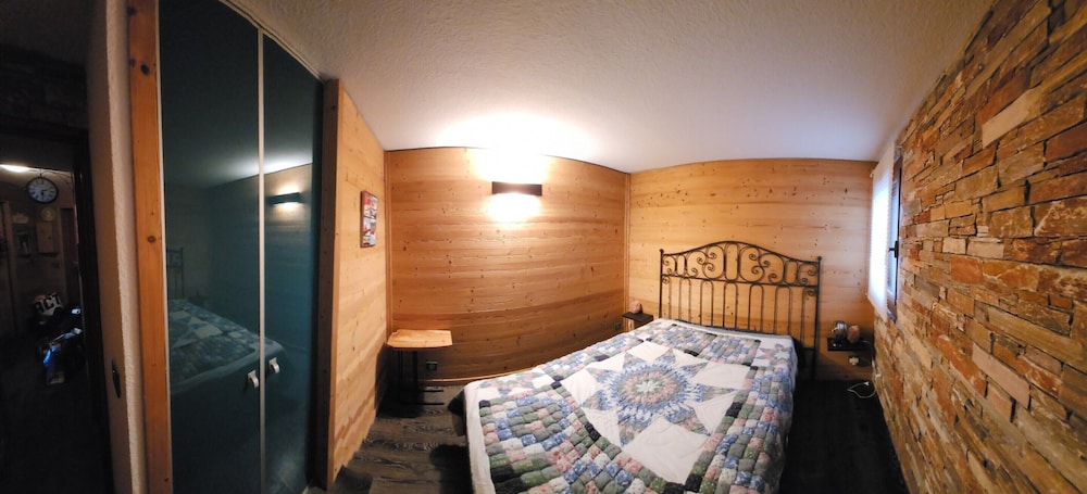 Apartment photo 3