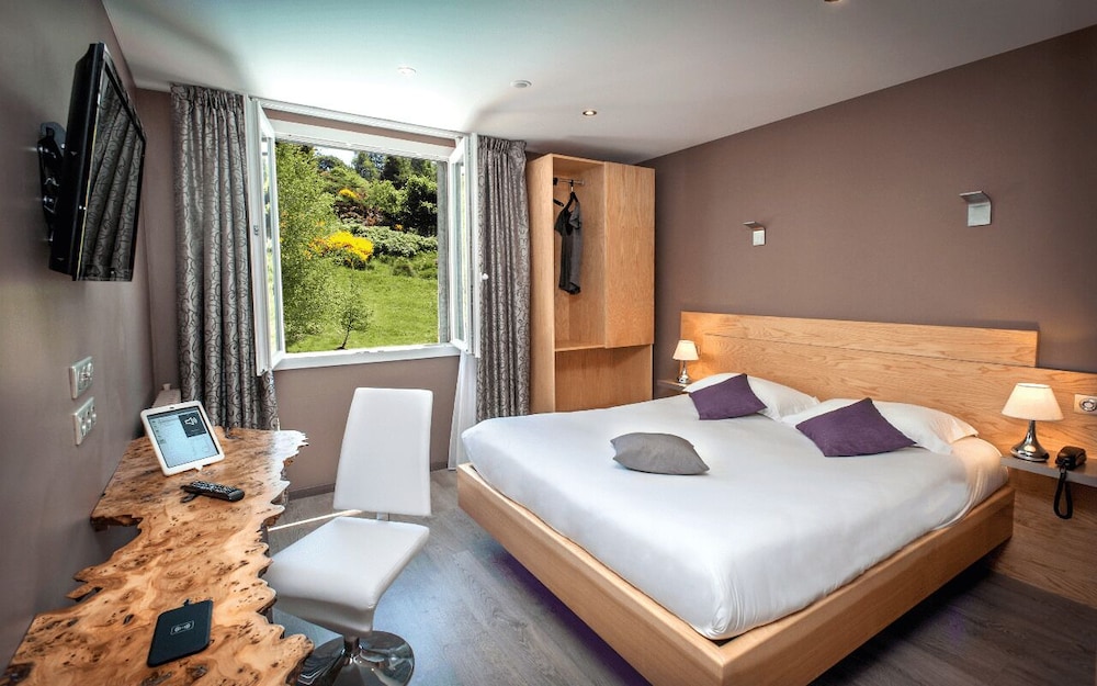 Comfort Double Room, Pool View