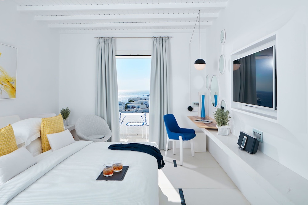 Room, Partial Sea View (Sea Breeze) - Photo 1