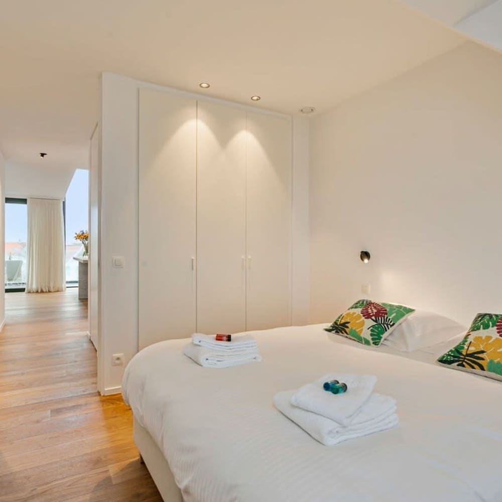 Majestic new Penthouse With 2 Parkings, Photo 12