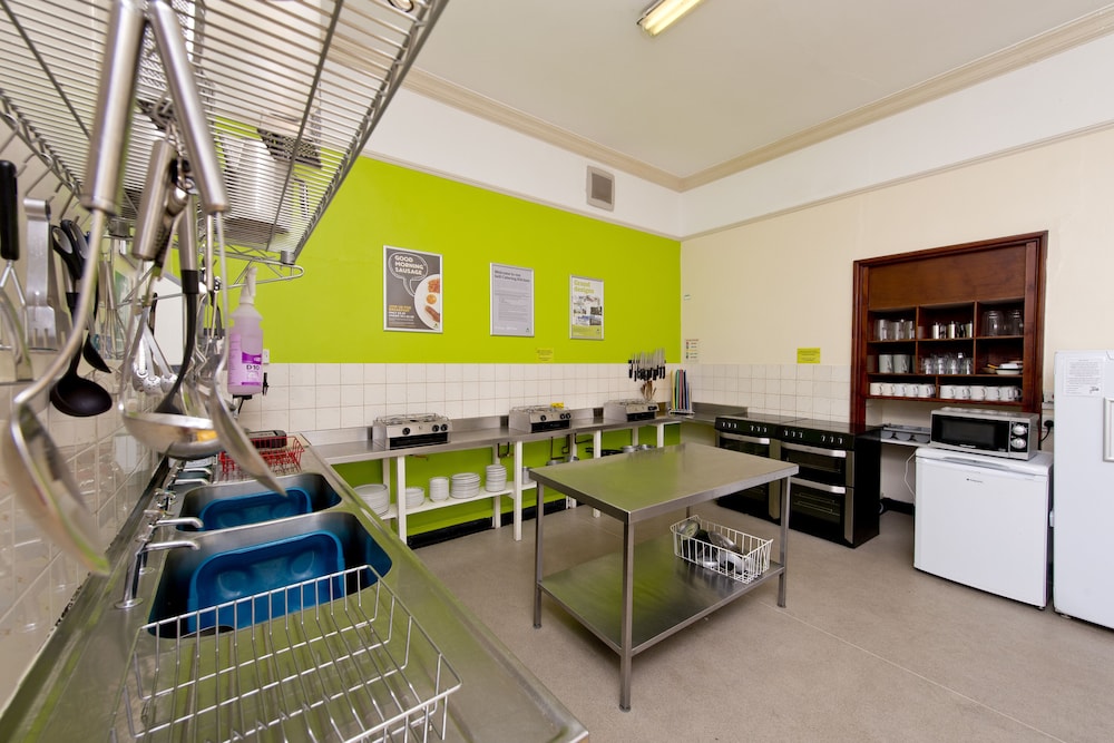 4 Bed Private Room Ensuite including Double Bed photo 3