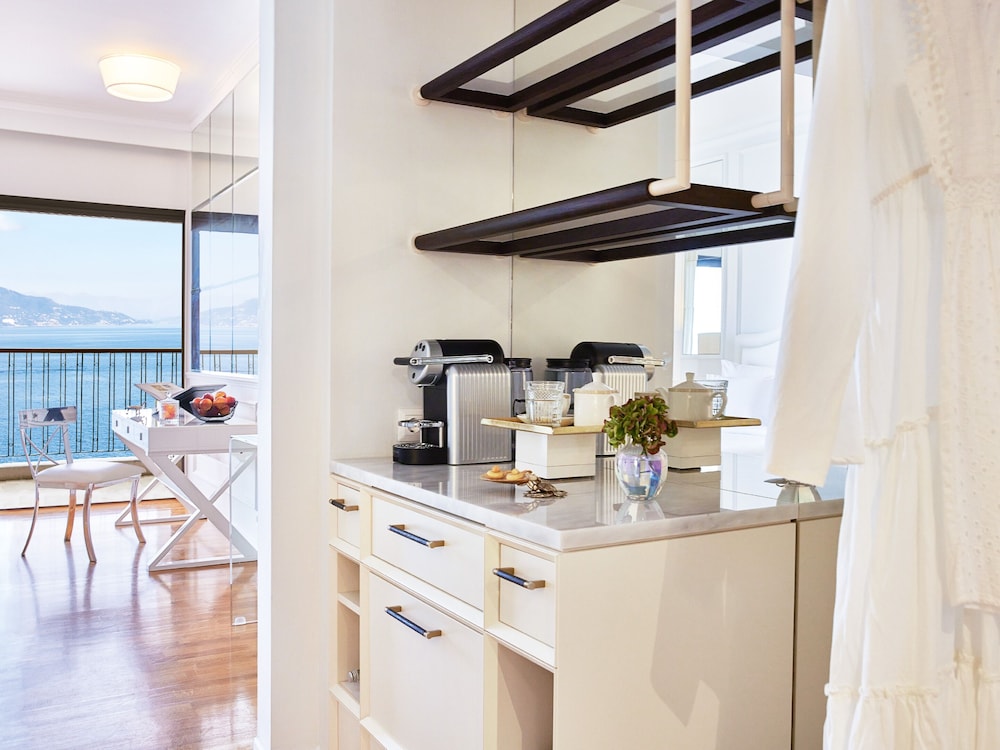 Panoramic Guestroom Sea View - Photo 4