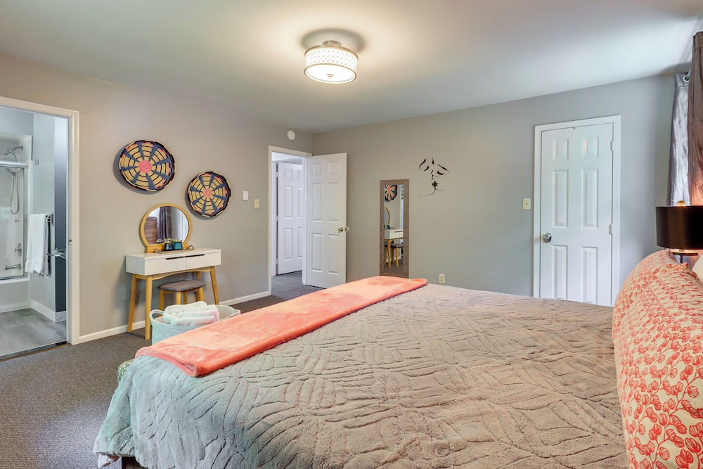 House (4 Bedrooms) photo 2