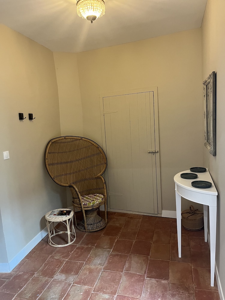 Comfort Room photo 3