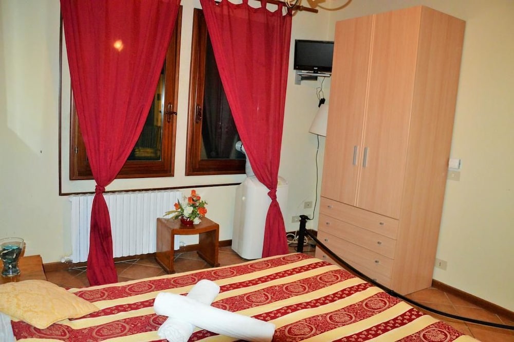 Business Double Room, Private Bathroom photo 2
