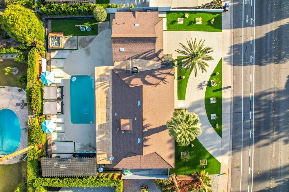 The Ritz - Luxury Home With Pool Speakeasy Bar, Billede 42