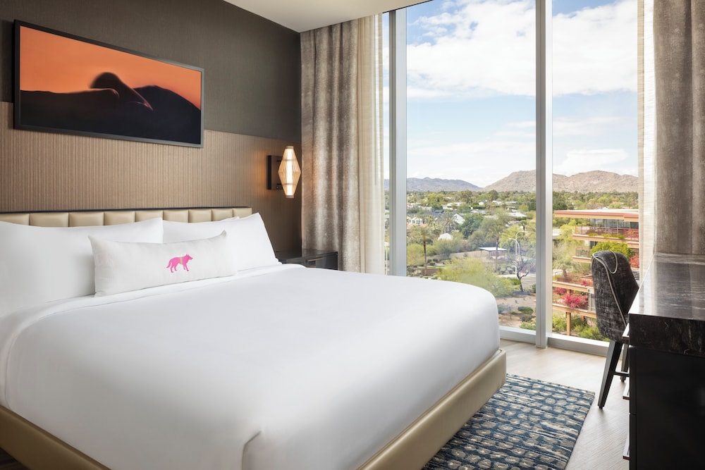Room, 2 Queen Beds, City View - Photo 4