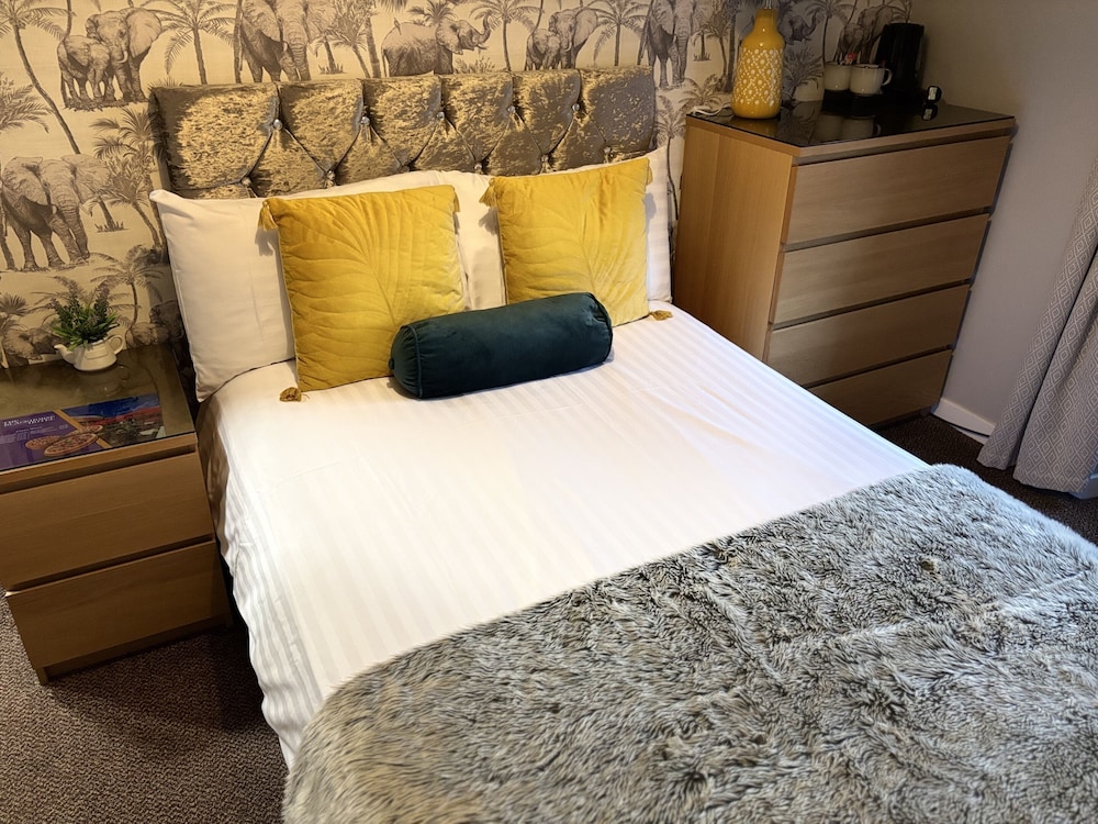 Twin Room, Ensuite, Mountain View