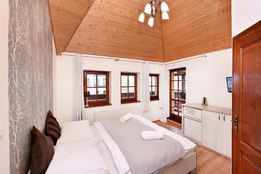 Double Room (Extra Bed) photo 2