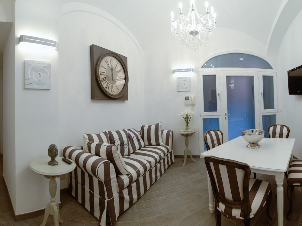 Comfort Apartment, 2 Bedrooms, Courtyard Area (2 Bedrooms)