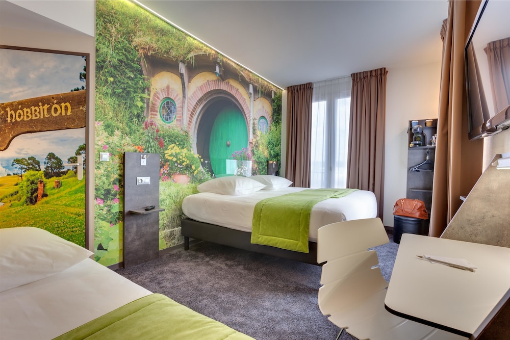 Superior room 1 double bed and 1 single bed - Photo 7