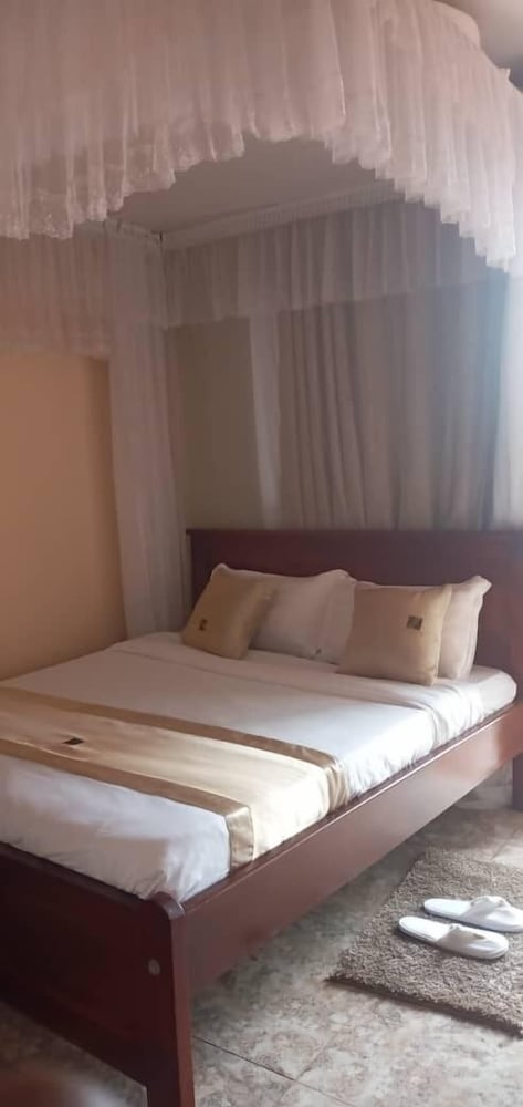 Deluxe Room, 1 Bedroom photo 3