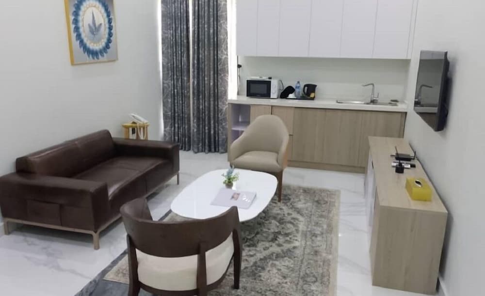 Family Apartment, Balcony, City View