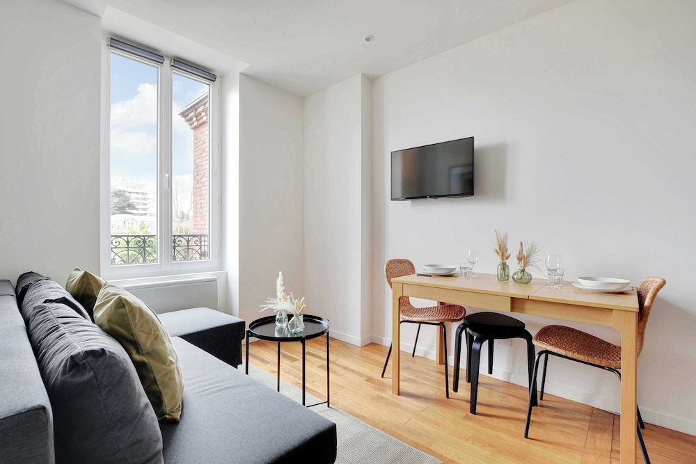 Apartment photo 3