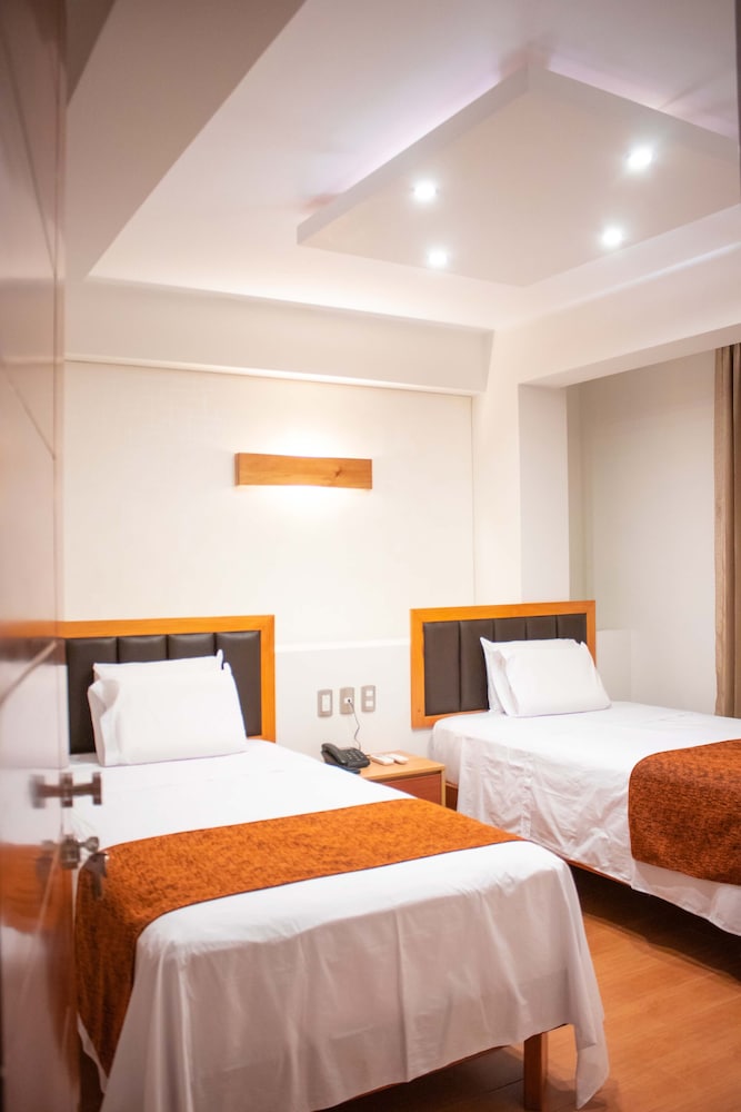 Executive Double Room, 2 Twin Beds, Private Bathroom photo 1