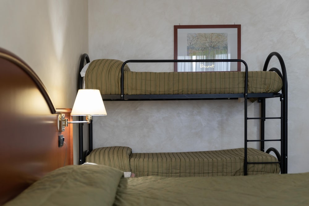 Quadruple Room photo 3