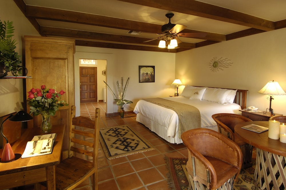 Traditional Room, 1 King Bed