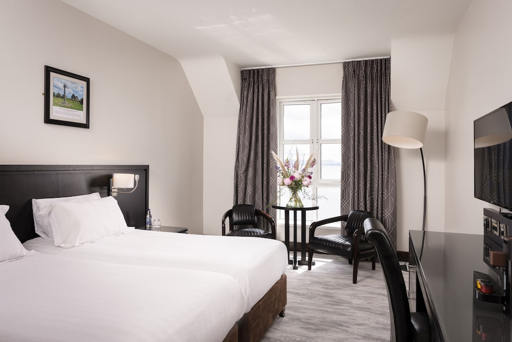 Double or Twin Room - Photo 1