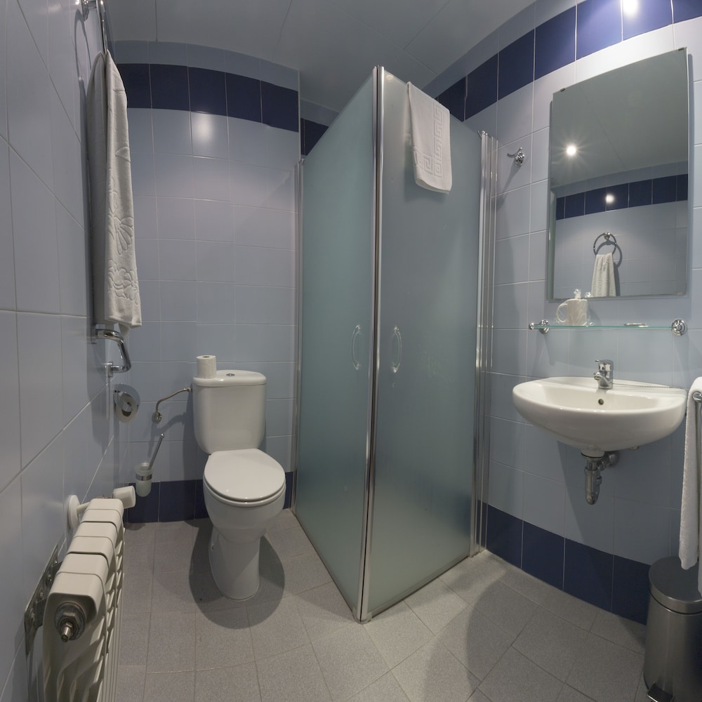 Single Room photo 3