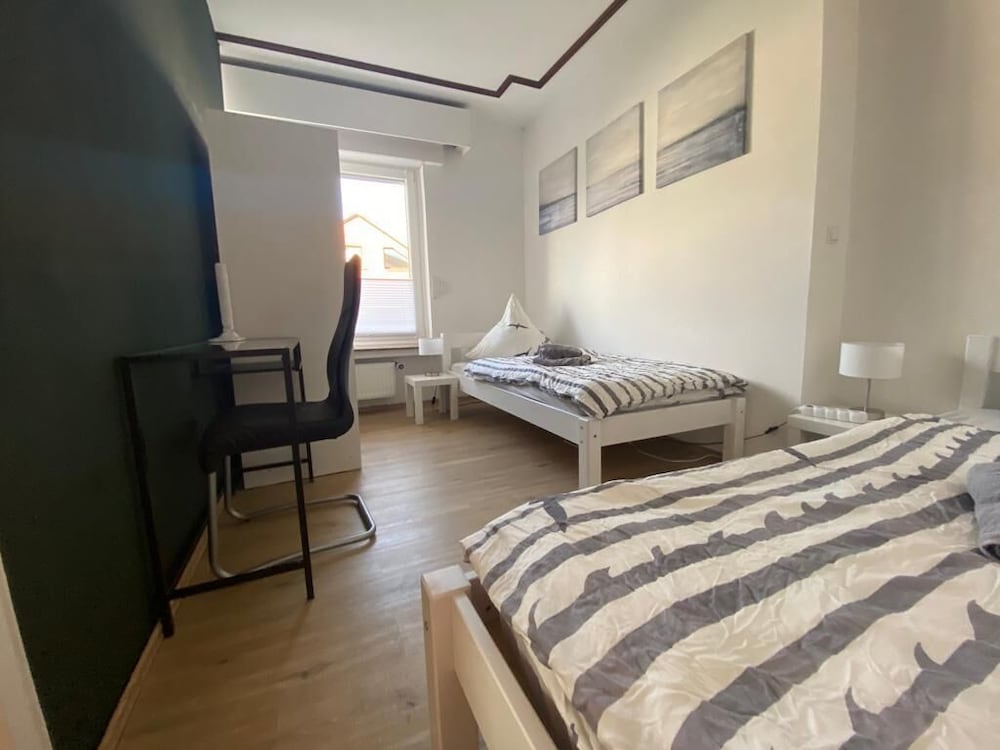 Basic Apartment, 3 Bedrooms photo 3