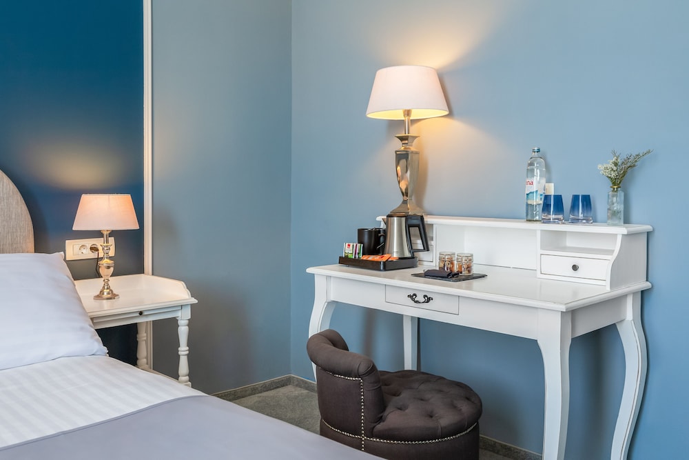 Superior double room, seaside photo 2