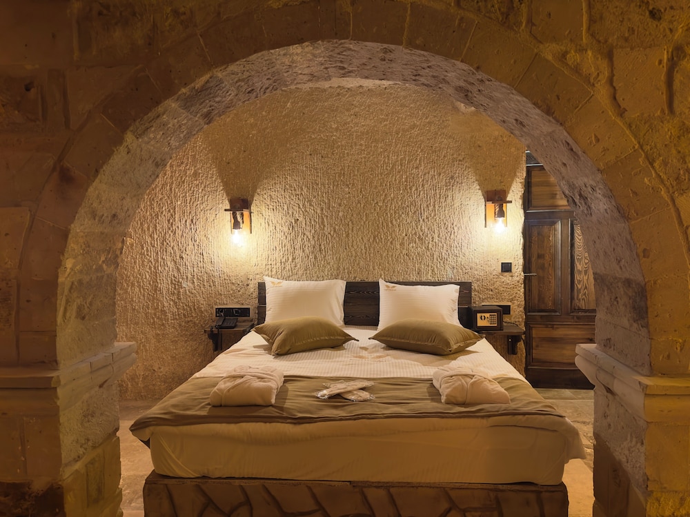 Deluxe Room - Photo 7