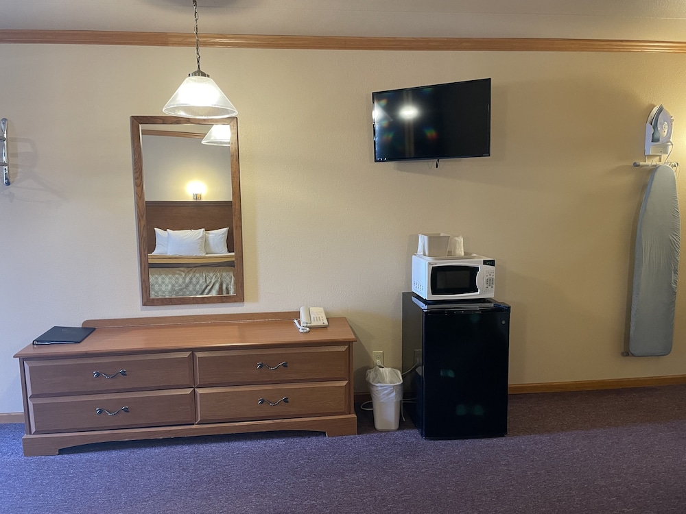 Standard Room, 2 Queen Beds photo 2