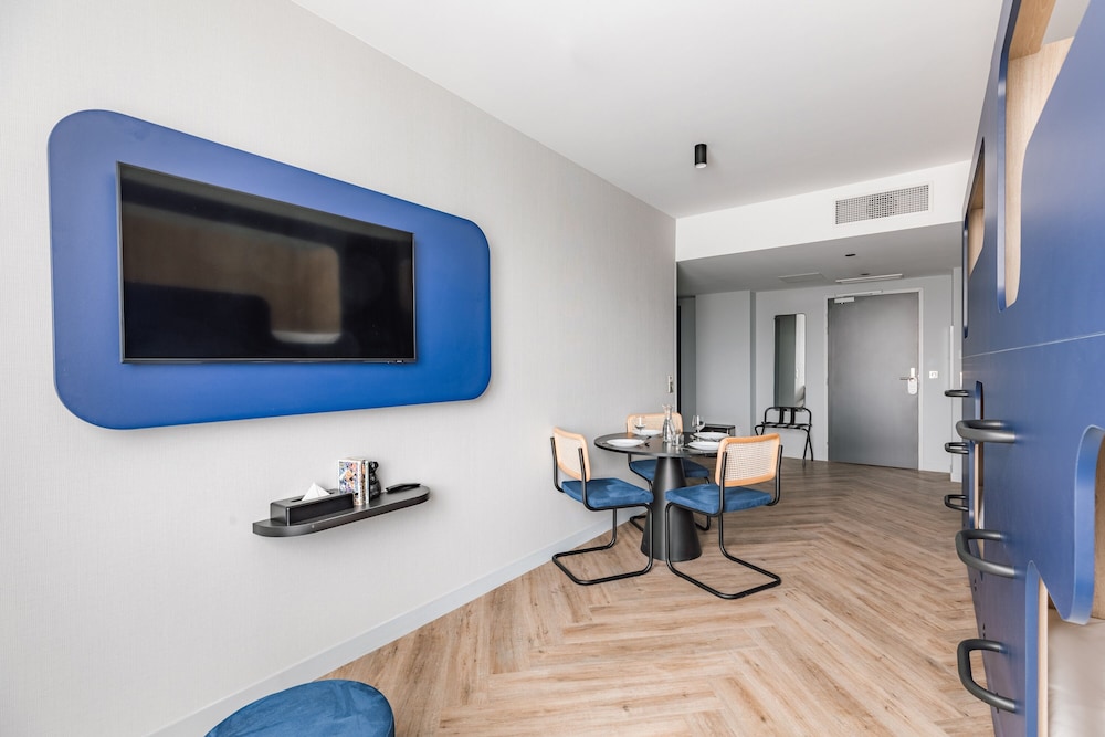 Family Apartment - Photo 5