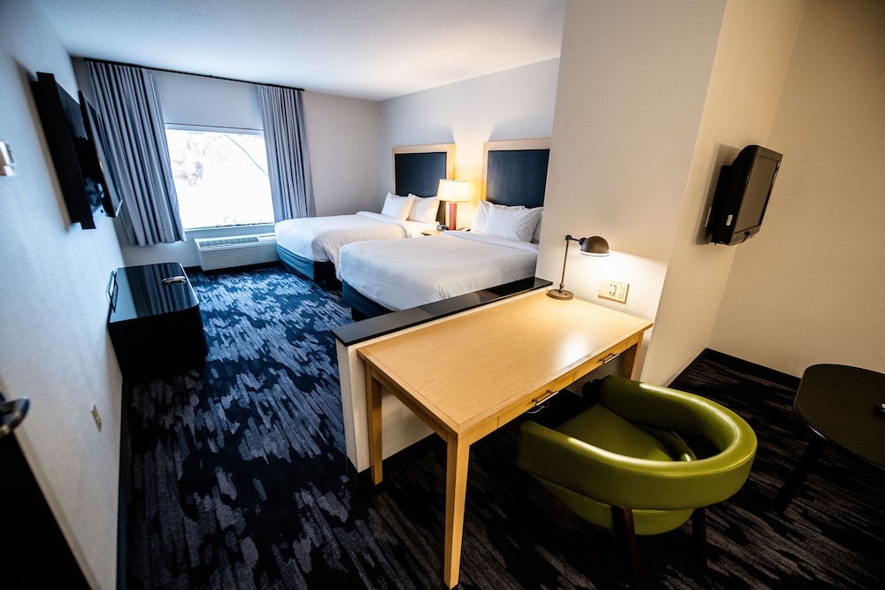 Deluxe Suite, Multiple Beds photo 2