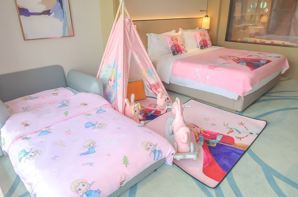 Standard Room, 1 King Bed (Kids Theme) - Photo 6