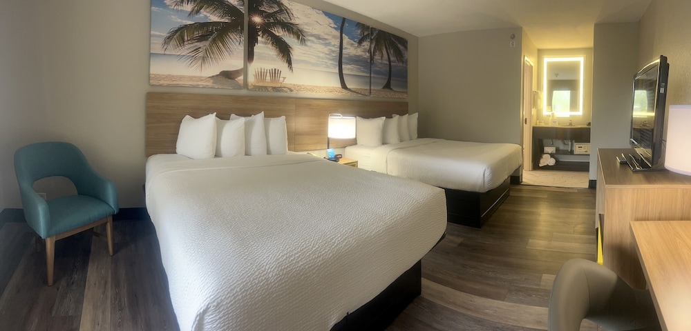 Executive Room, 2 Queen Beds, Non Smoking - Photo 1