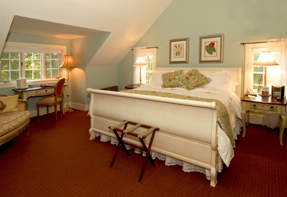 Harbor Crest King - Dog Friendly photo 3
