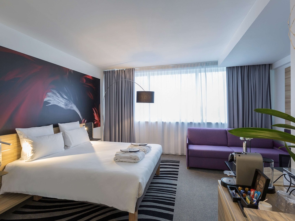 Executive Room, 1 Queen Bed with Sofa bed