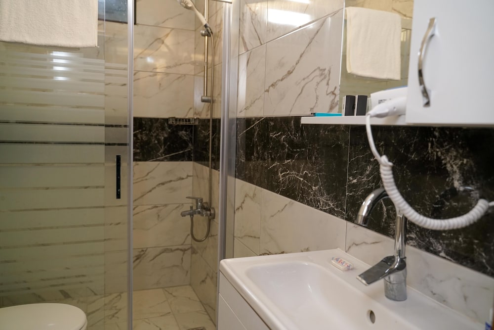 Standard Double or Twin Room, City View photo 3