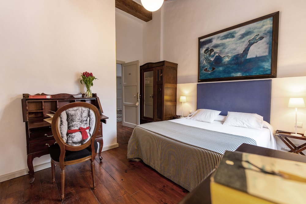 Economy Double or Twin Room - Photo 9