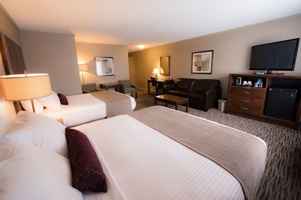 Standard Room, 2 Queen Beds, Non Smoking, Refrigerator (with Sofabed) photo 2