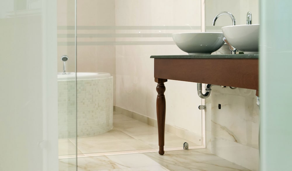 Executive Suite photo 3